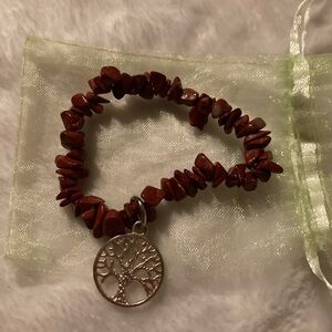 NWOT  Tree of Life Bracelet with Stretchy Band